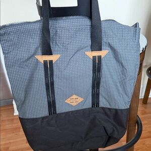 Merrell Black and Gray Zippered Tote Bag